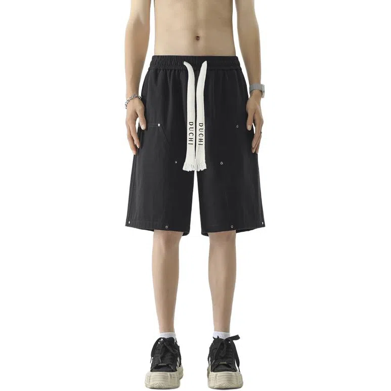 独驰 春季简约亲肤垂感柔顺铆钉设计工装休闲短裤 男女同款