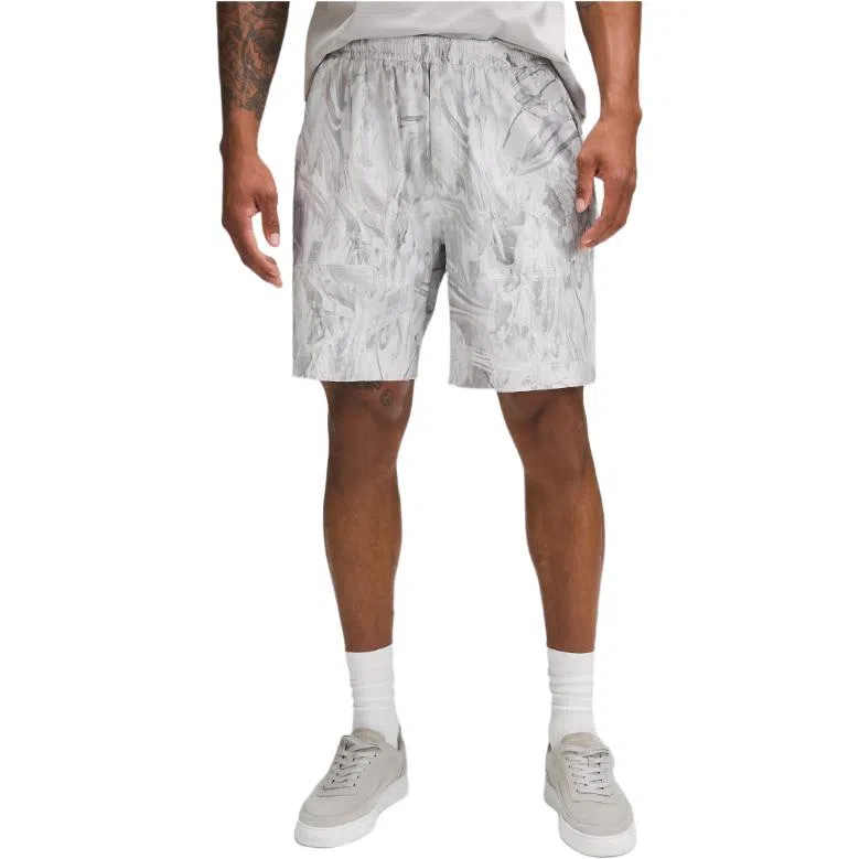 lululemon Bowline 8"