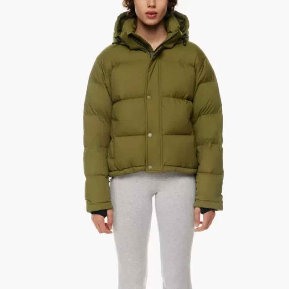 Aritzia TNA Super Puff Shorty