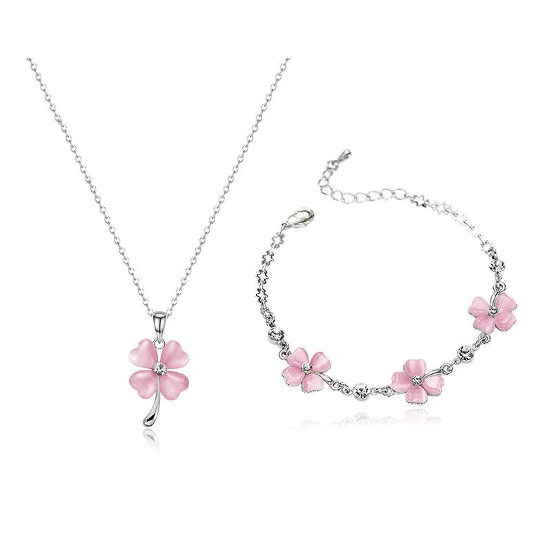 【幸运女神 I 请你发财！】 克兰茜 四叶草系列 浪漫精致甜美锁骨链 简约气质优雅心动日常百搭可调节手饰 玻璃猫眼 项链 女款