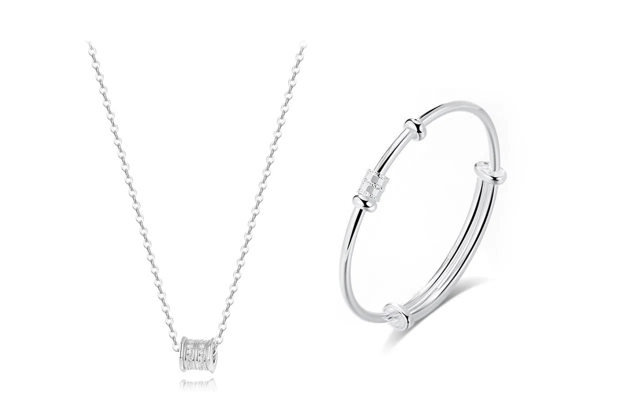 牧言 冷淡风气质简约小众设计高级感 光面立体璀璨圆环罗马数字不对称链条流苏锁骨链 钛钢 闪耀小蛮腰项链 女款