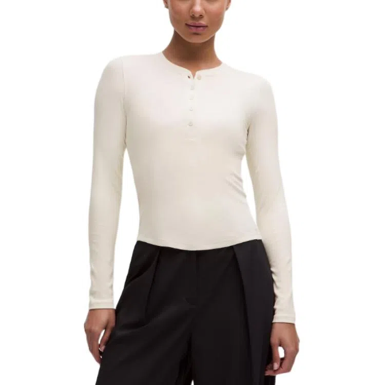 lululemon Hold Tight T