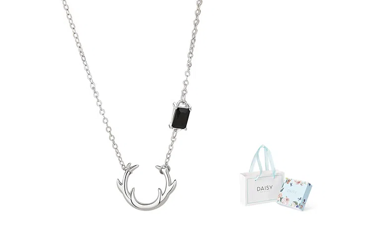 DAISY BEAUTY Deer Antler 925 Silver Necklace