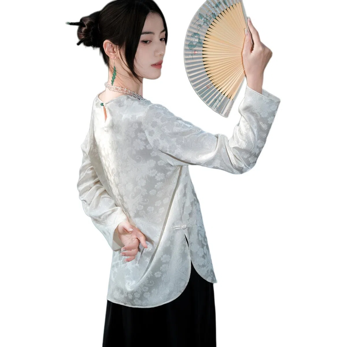 【dme】 纯色圆领提花设计感休闲长袖衬衫 女款 杏色