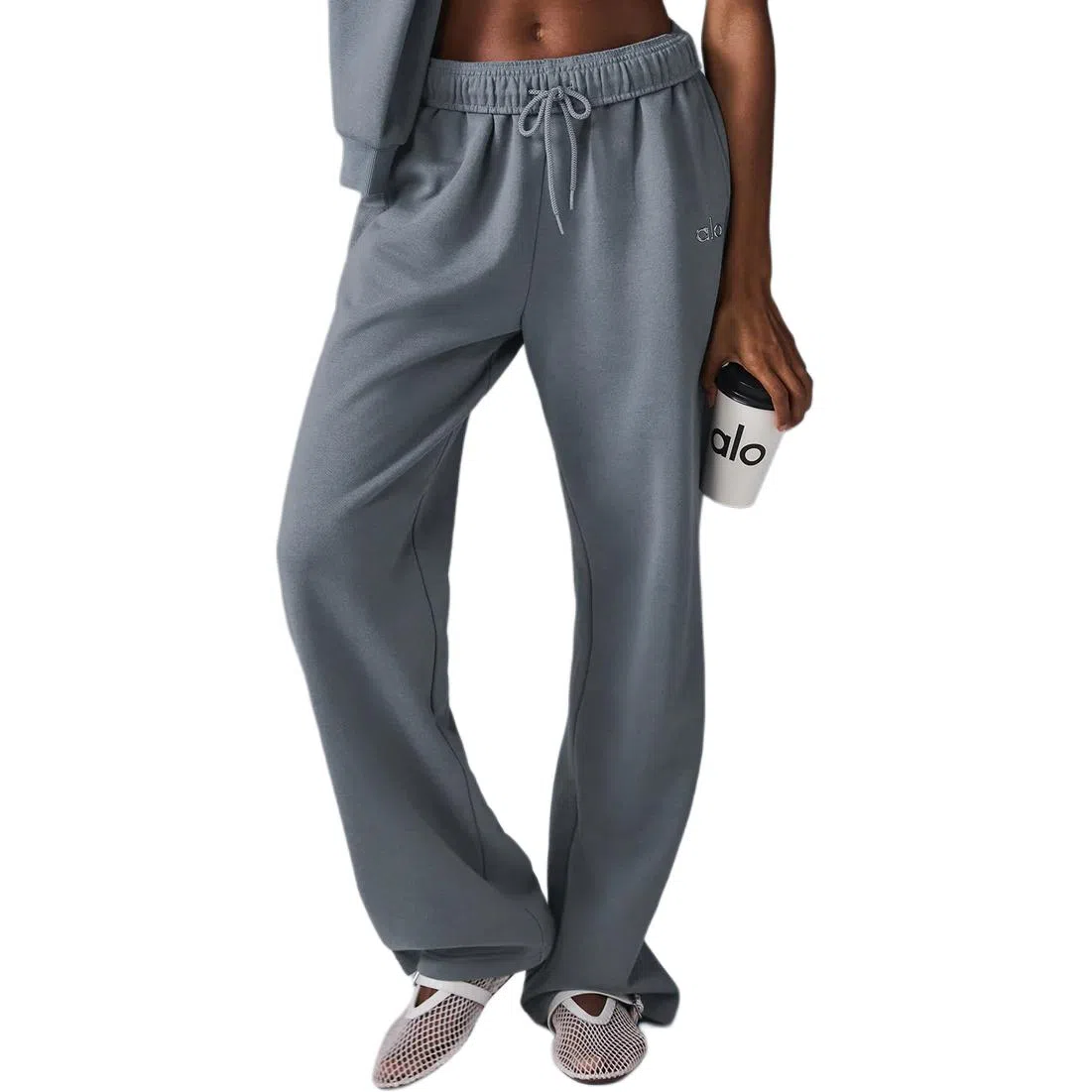 Alo Yoga JISOO Series