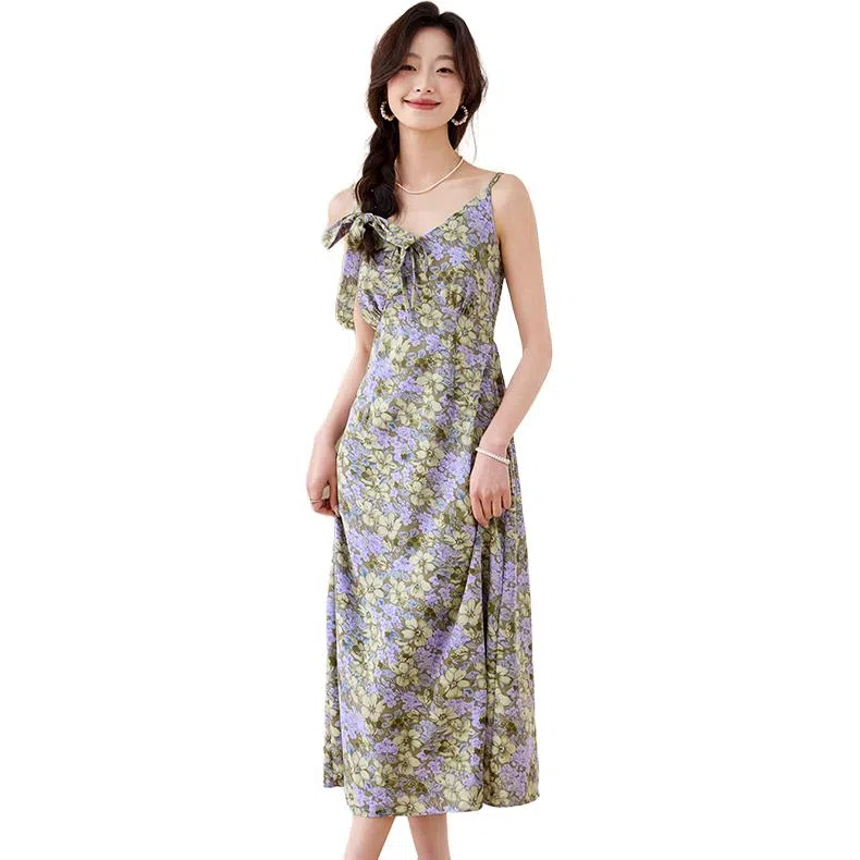 品彩 时尚穿搭海边度假风碎花沙滩裙复古收腰吊带连衣裙 女款