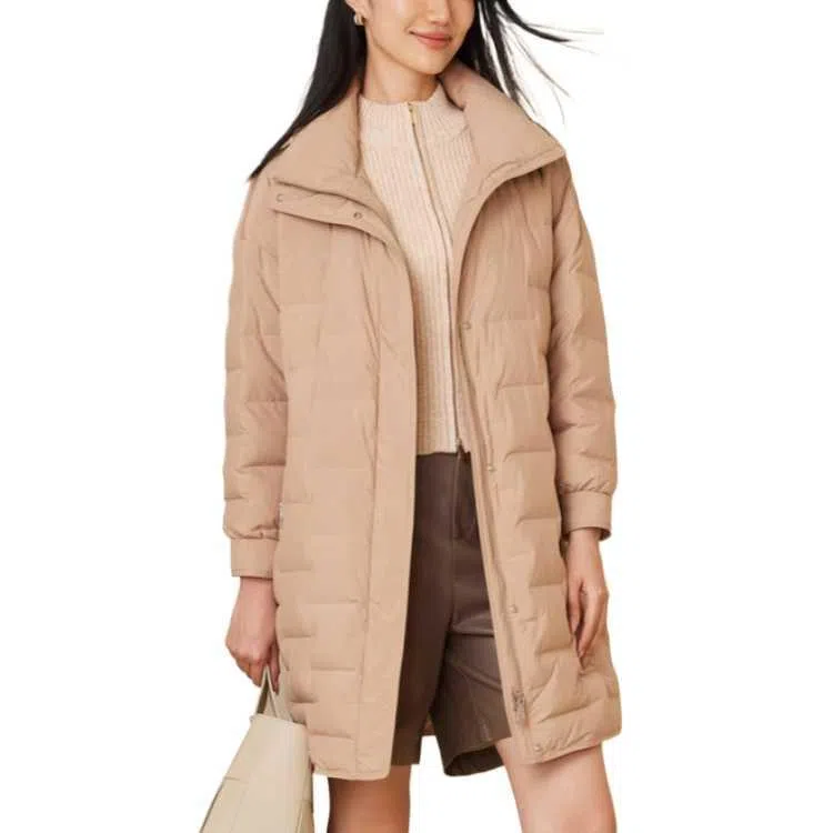 波司登 舒适柔软简约保暖羽绒服 女款