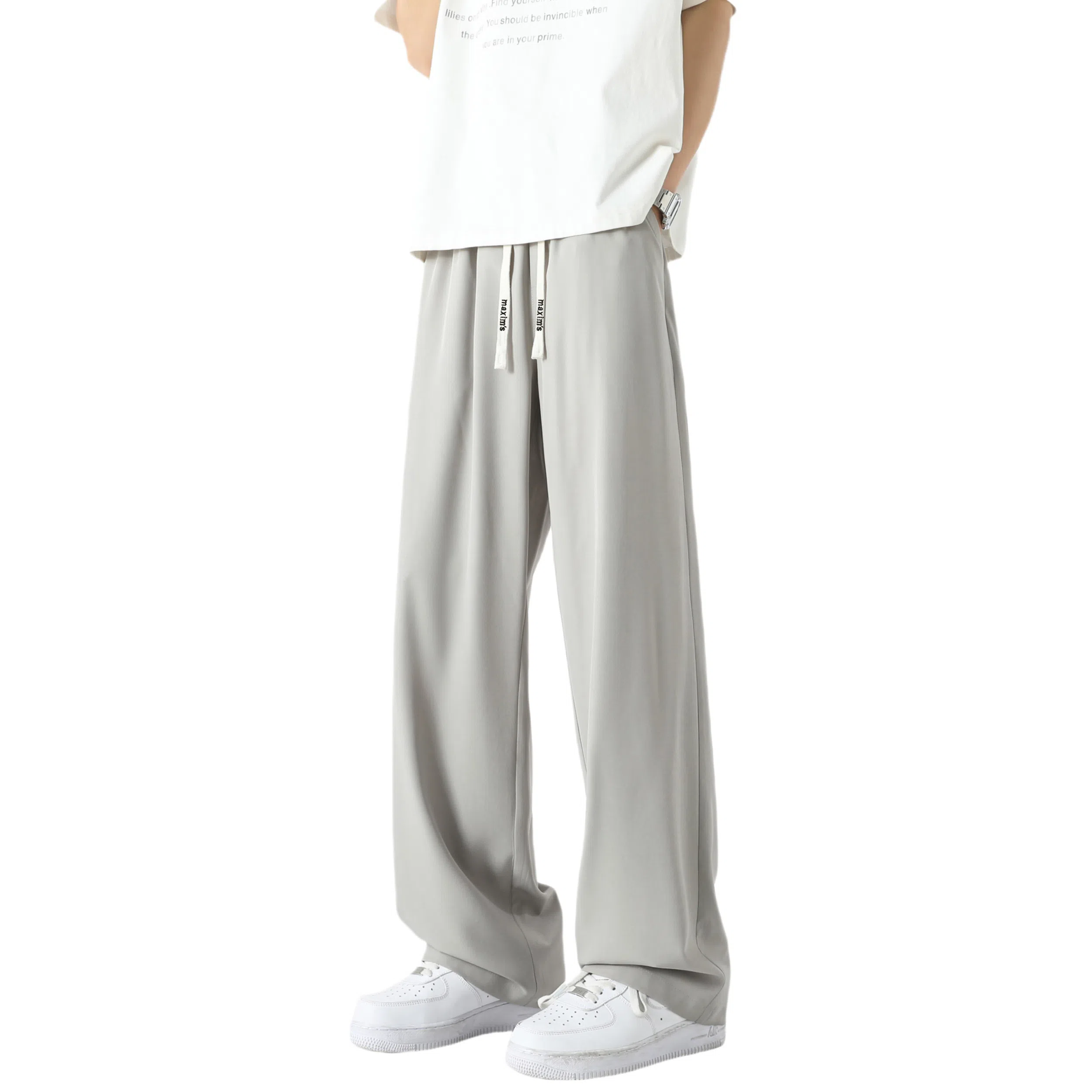 maxim's de paris logo