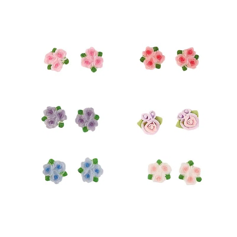 【花点心思】 零界 甜美清新彩色花朵 小巧精致 不重样 防过敏养耳洞 塑料 耳钉 男女同款情侣款