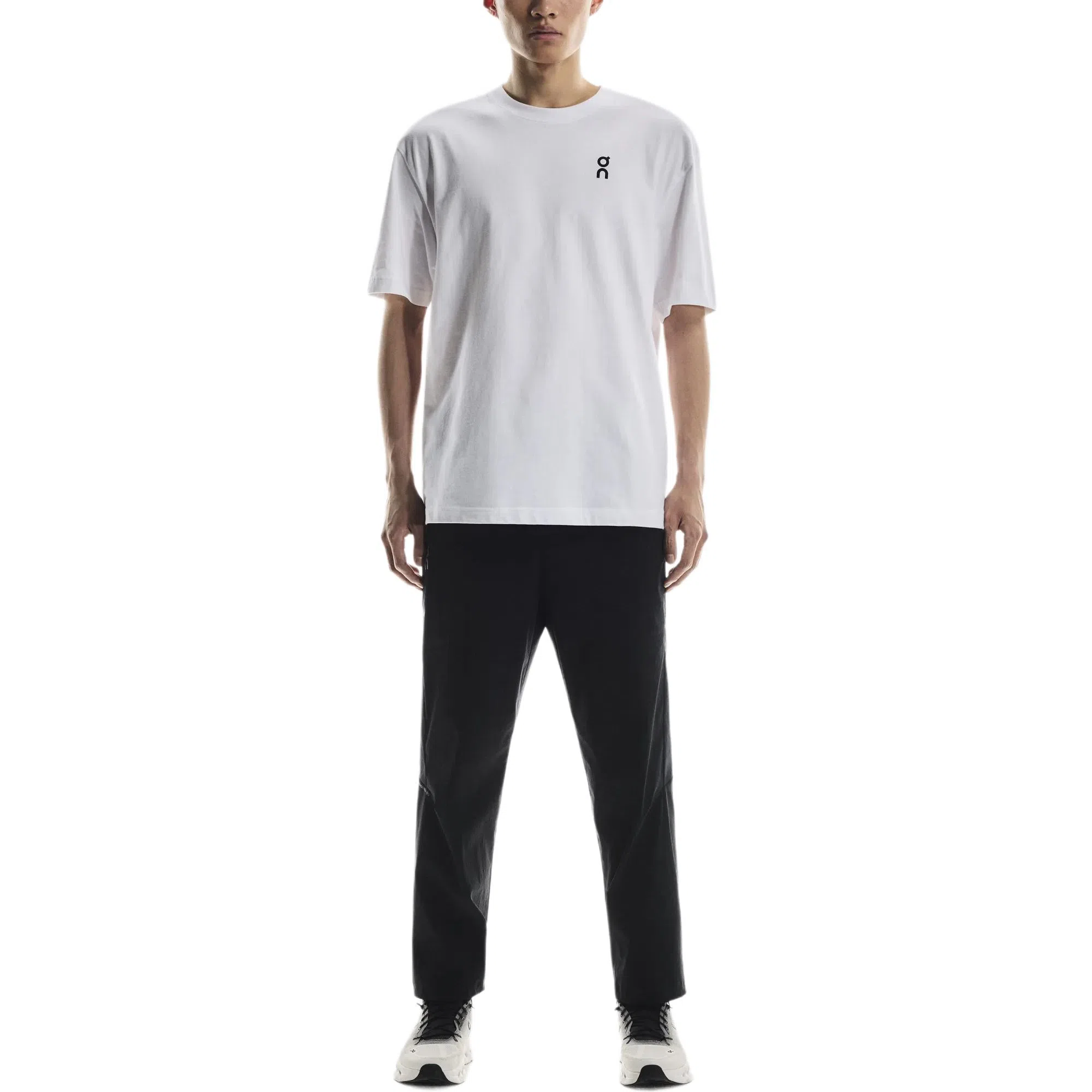 On ClubCourt Graphic T