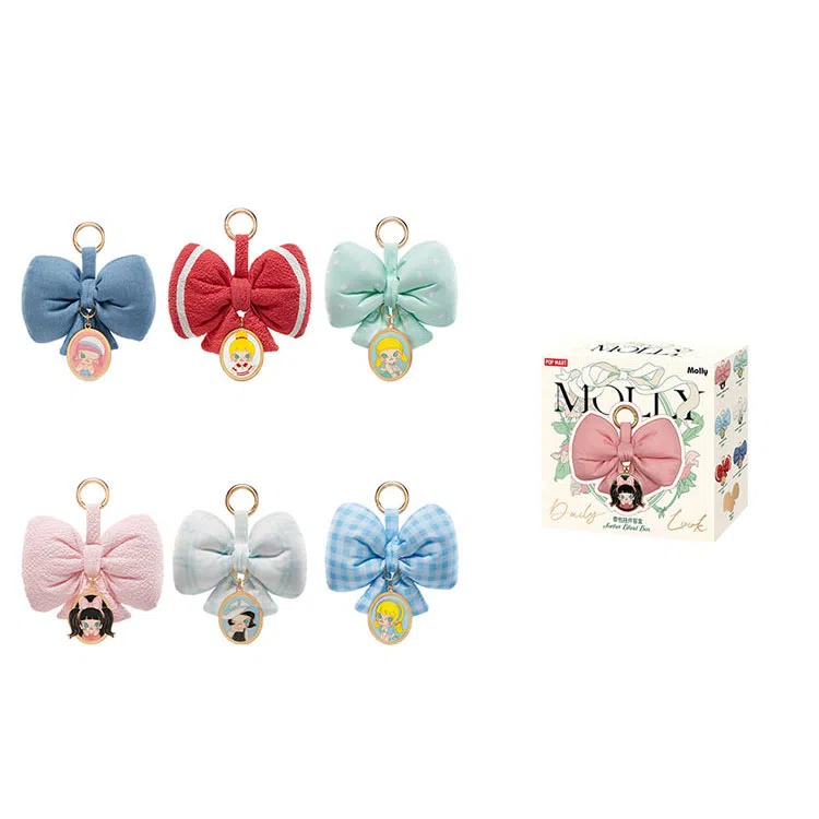 POP MART MOLLY Daily Look 6