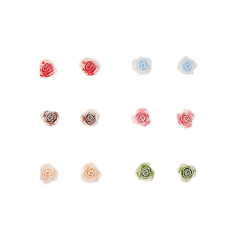 【花点时间】 千桐 甜美清新彩色花朵 小巧精致 不重样 防过敏养耳洞 塑料 耳钉 男女同款情侣款
