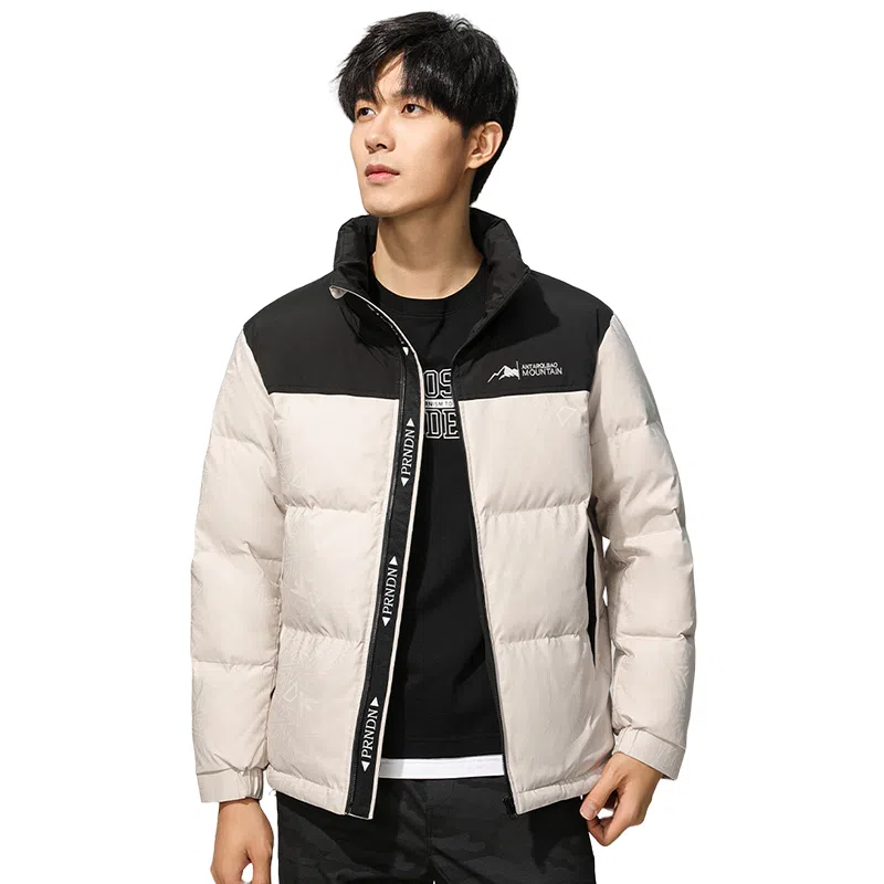 鸭鸭 时尚韩版字母拼色满印短款立领户外休闲防寒面包羽绒服 男款