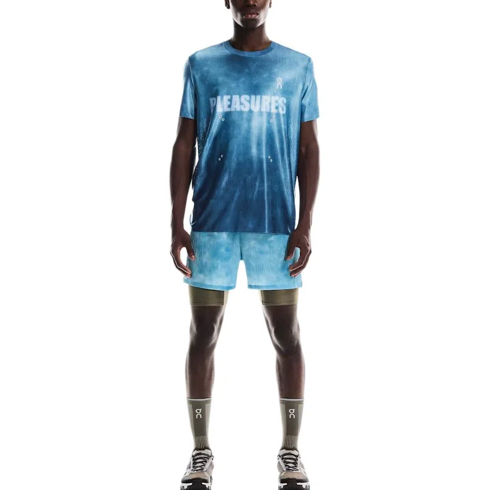 On x PLEASURES x TheLoop Pace T