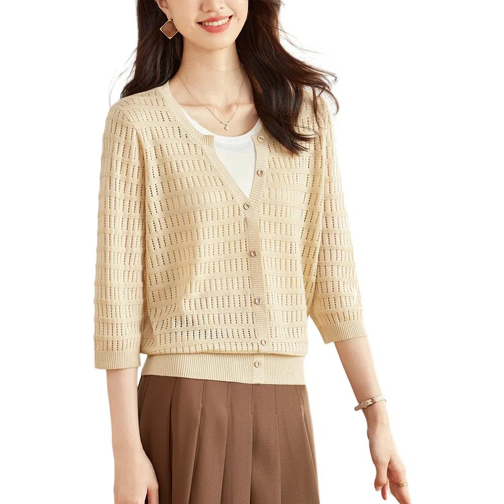 曲韩 镂空简约舒适圆领针织衫 女款