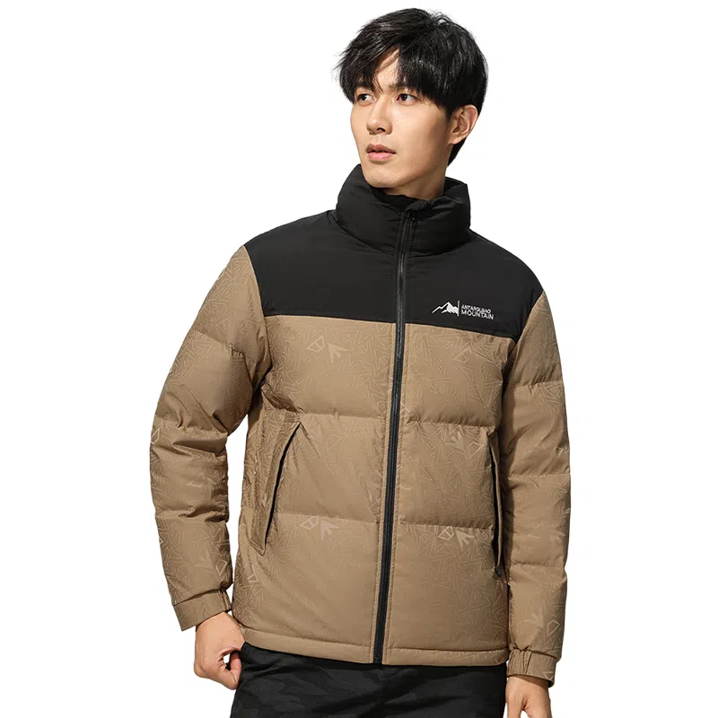 鸭鸭 时尚韩版字母拼色满印短款立领户外休闲防寒面包羽绒服 男款