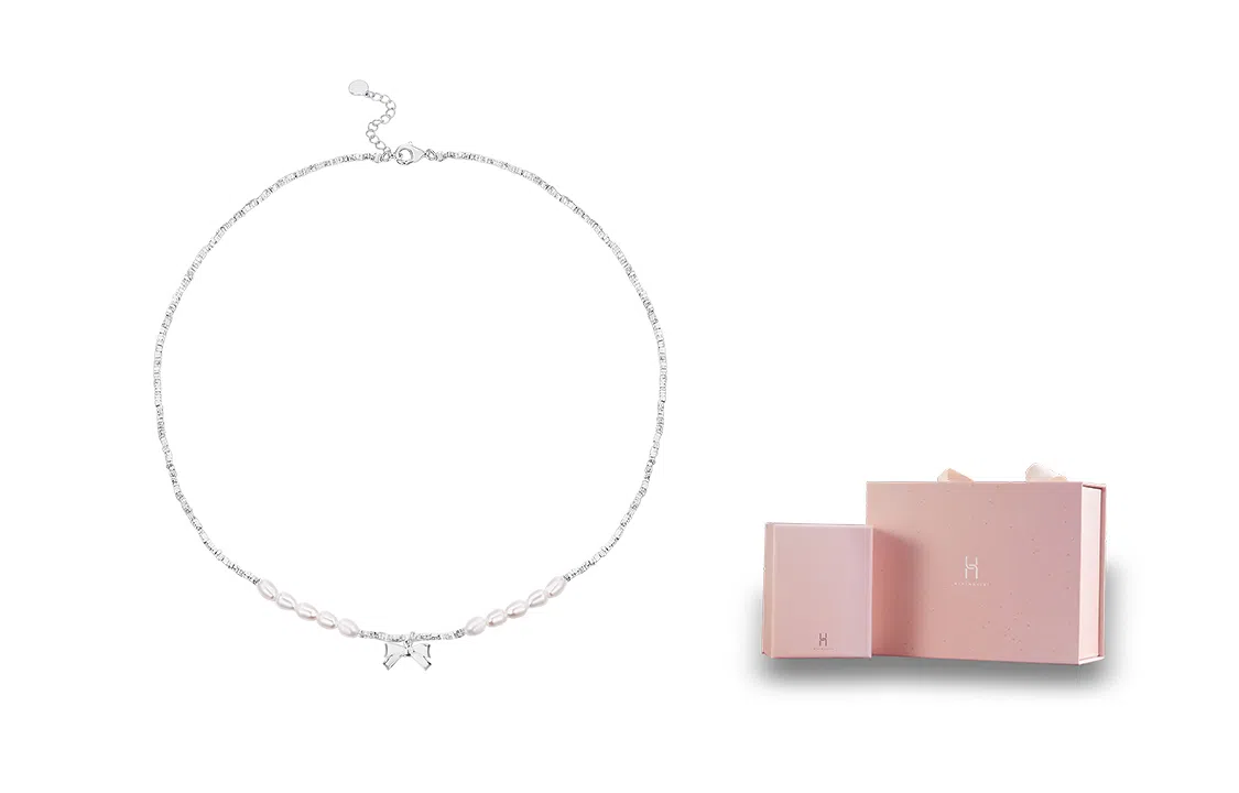 HMZ Butterfly Pearl Necklace