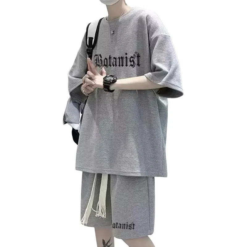 寻星记 融合多风格的潮流短袖休闲运动套装 男女同款