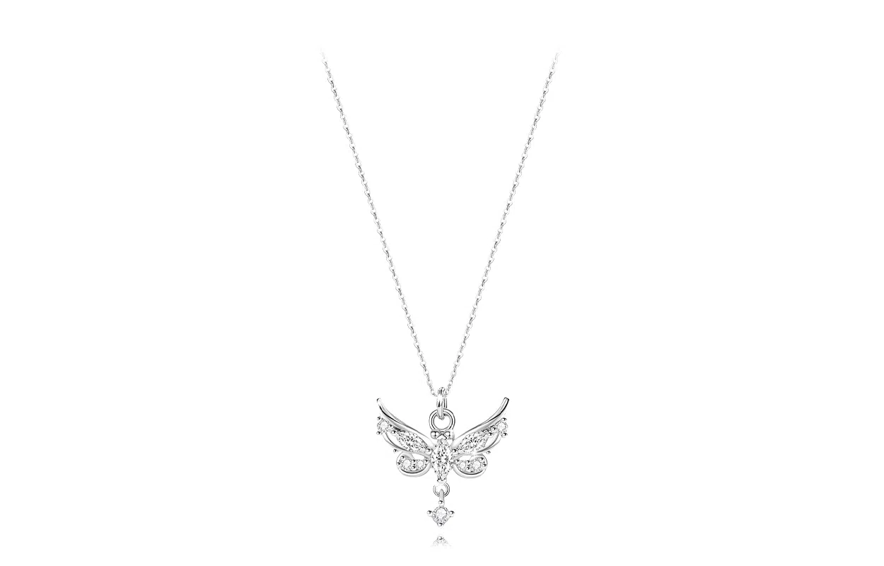 牧言 冷淡风气质简约小众设计高级感 光面立体闪耀镂空水滴蝴蝶流苏锁骨链 合金 蝶恋之翼项链 女款