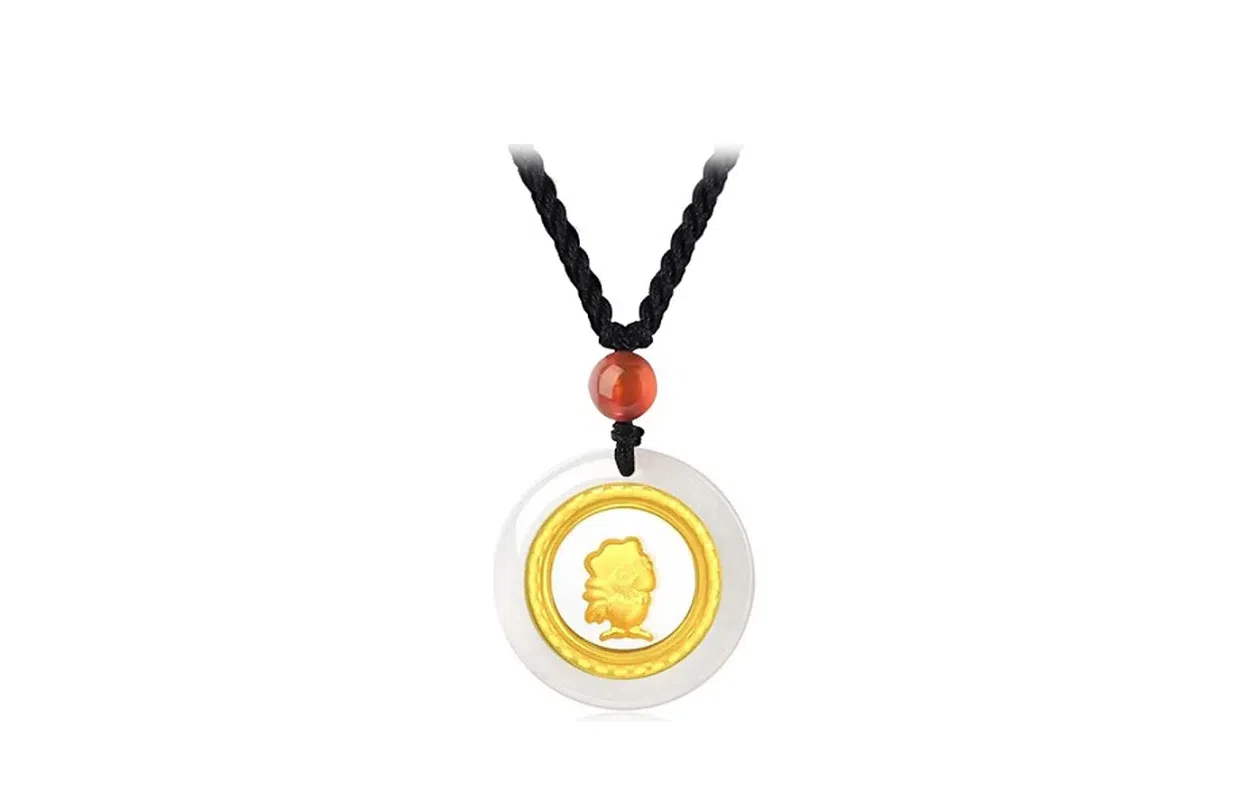 百利金 十二生肖时来运转 大气轻奢创意设计 国潮新中式复古金镶玉平安扣锁骨链 足金 项链 男女同款情侣款