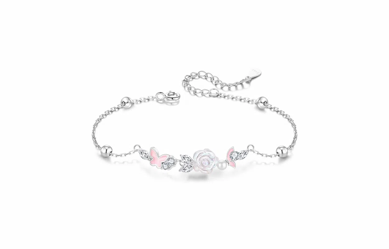 牧言 白山茶与蝴蝶套装 甜美气质森系小众浪漫高级感 立体极光花朵蝴蝶闪耀水滴微笑弧度圆珠#好运 合金 项链 女款