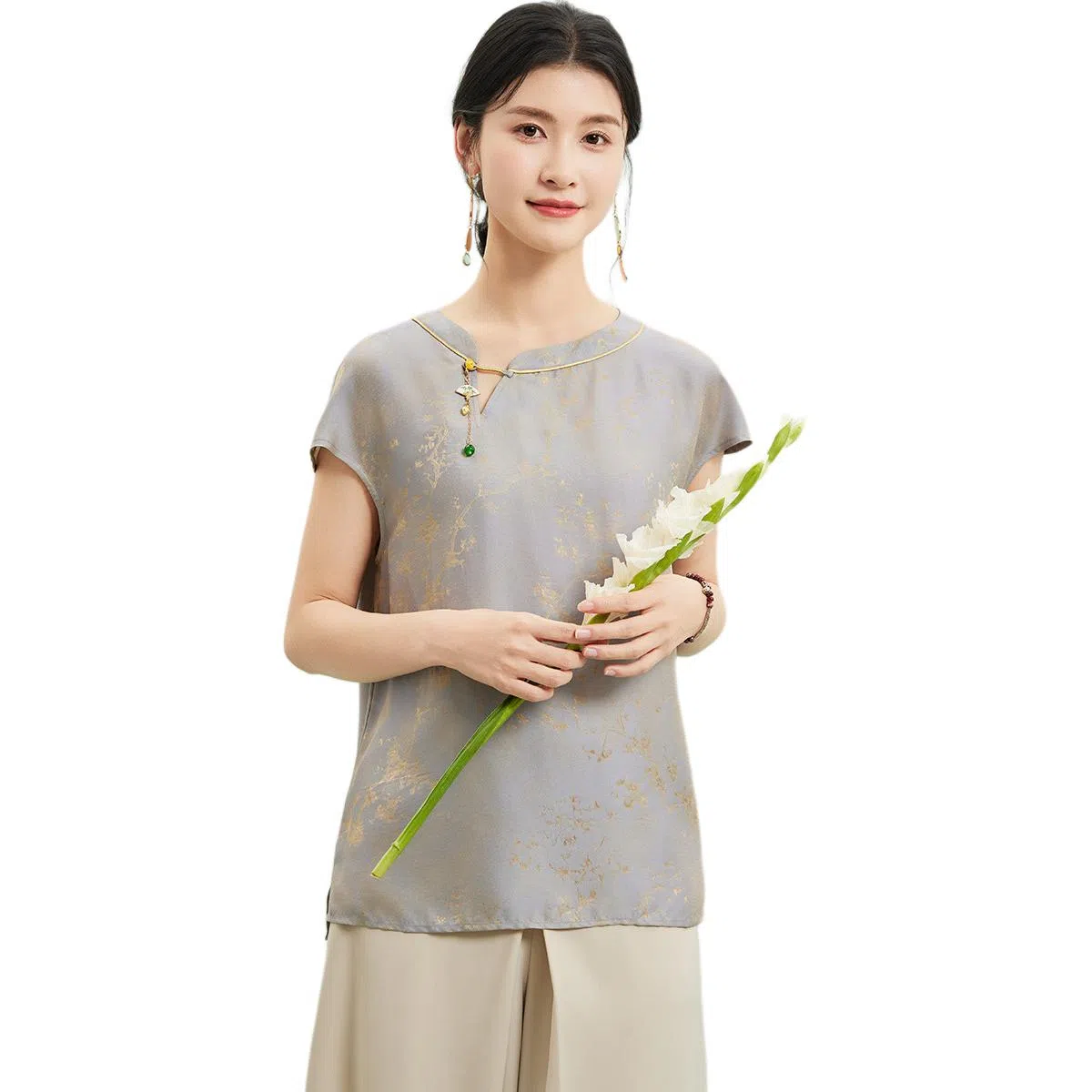 JINJU T
