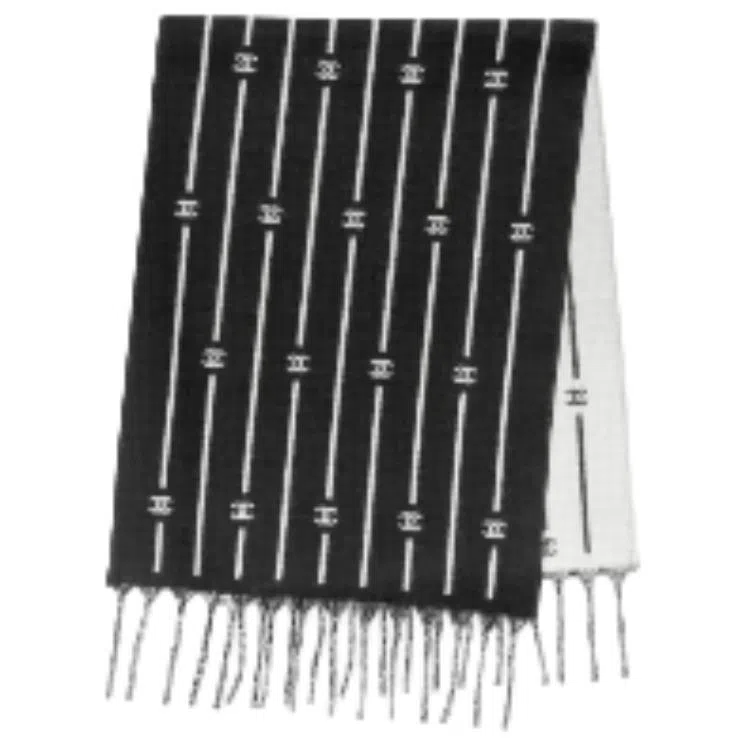 CHANEL 25B Wool Scarf Black