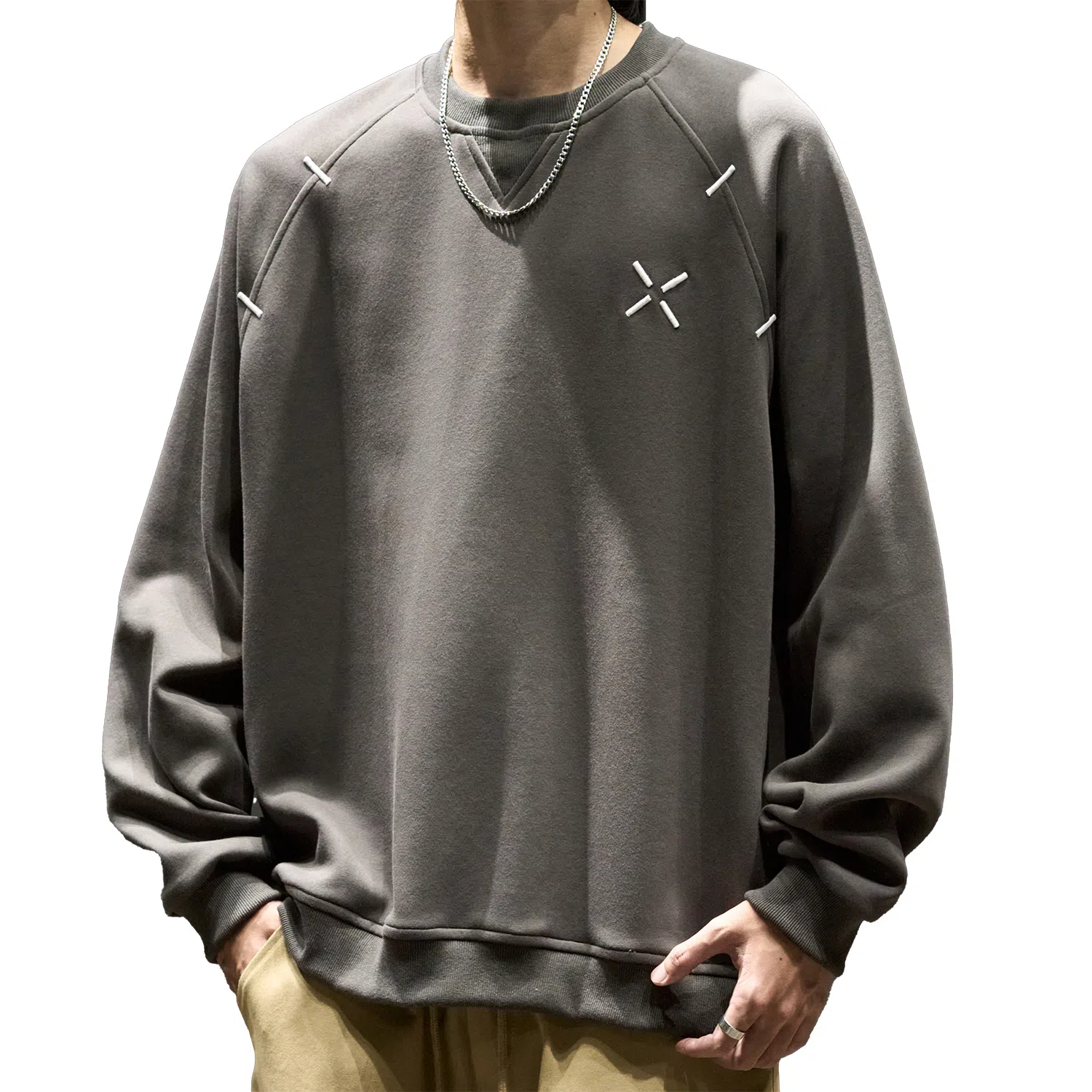 SZON Raglan Sleeve Sweatshirt