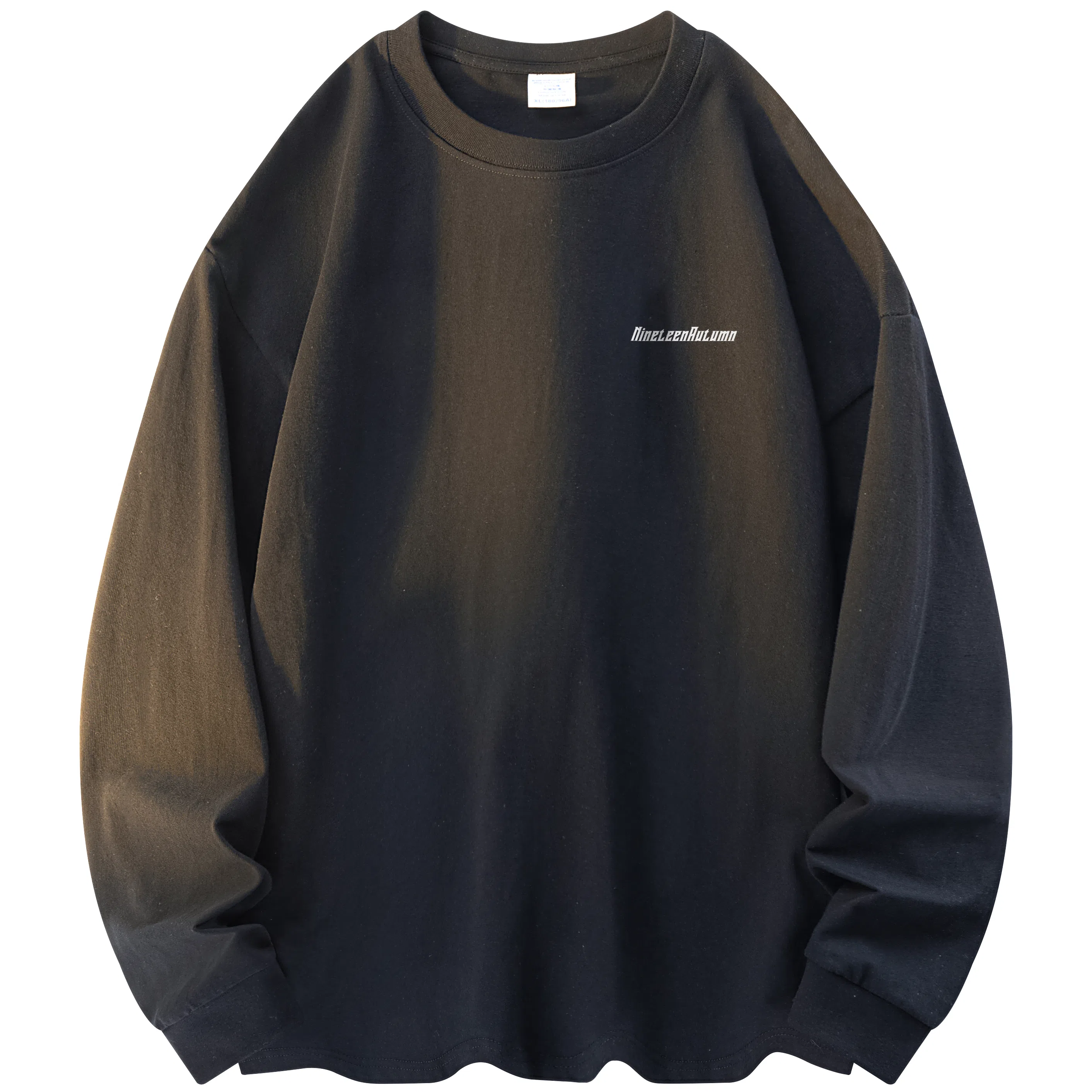 NINETEEN AUTUMN logoT