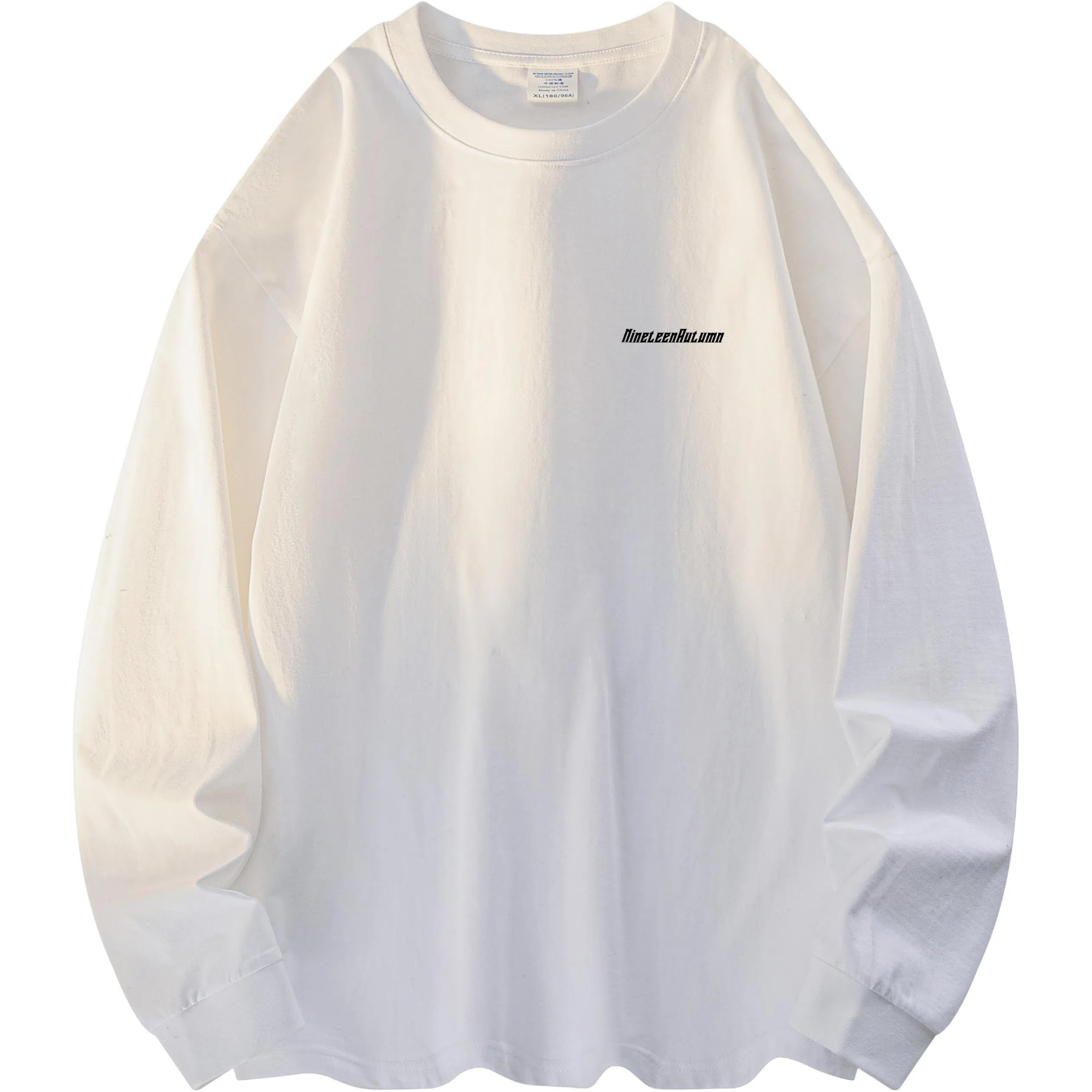 NINETEEN AUTUMN logoT