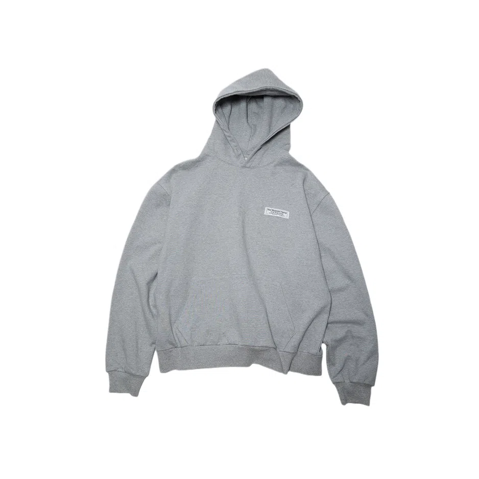 THE MUSEUM VISITOR 24SS