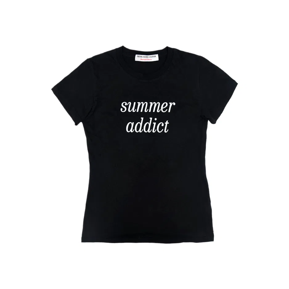 THE MUSEUM VISITOR T