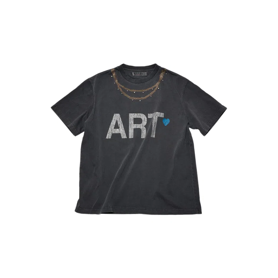 THE MUSEUM VISITOR T