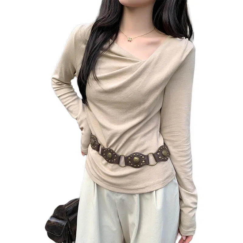 MUCCHIC T