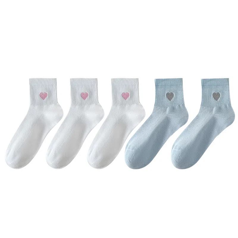 兰缪 春夏季薄款透气短袜子女士可爱爱心刺绣柔软亲肤百搭中筒袜 女款 礼袋五双装