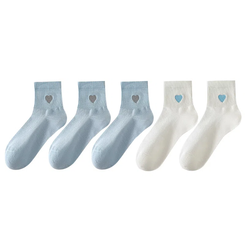 兰缪 春夏季薄款透气短袜子女士可爱爱心刺绣柔软亲肤百搭中筒袜 女款 礼袋五双装