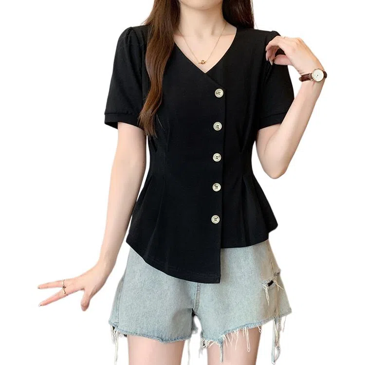 Beauty at 19 2025mm T