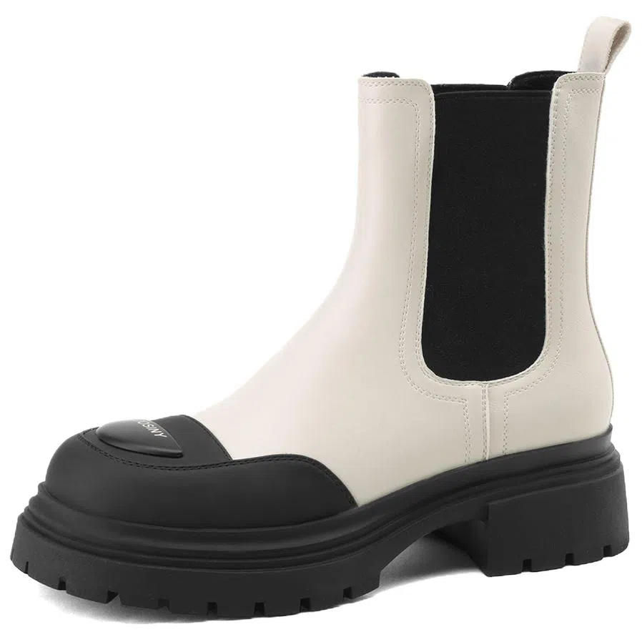 Josiny Chelsea Boots