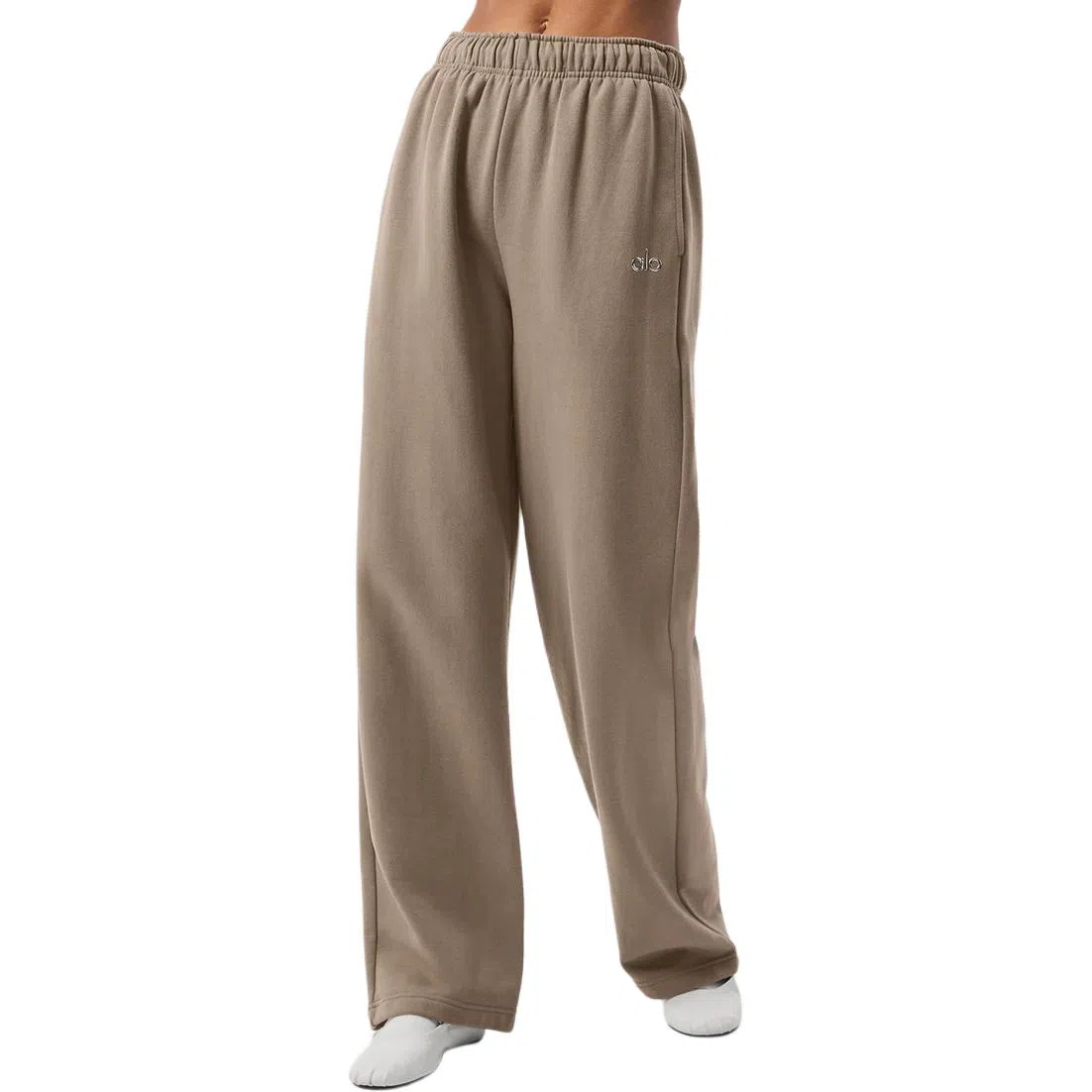 Alo Yoga JISOO Series