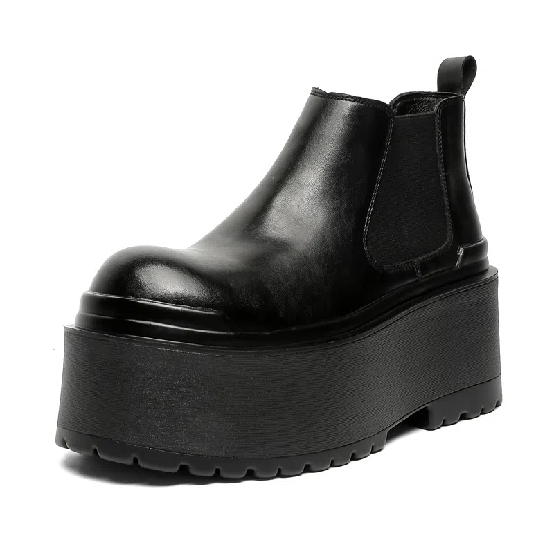 V05 Chelsea Boots Black