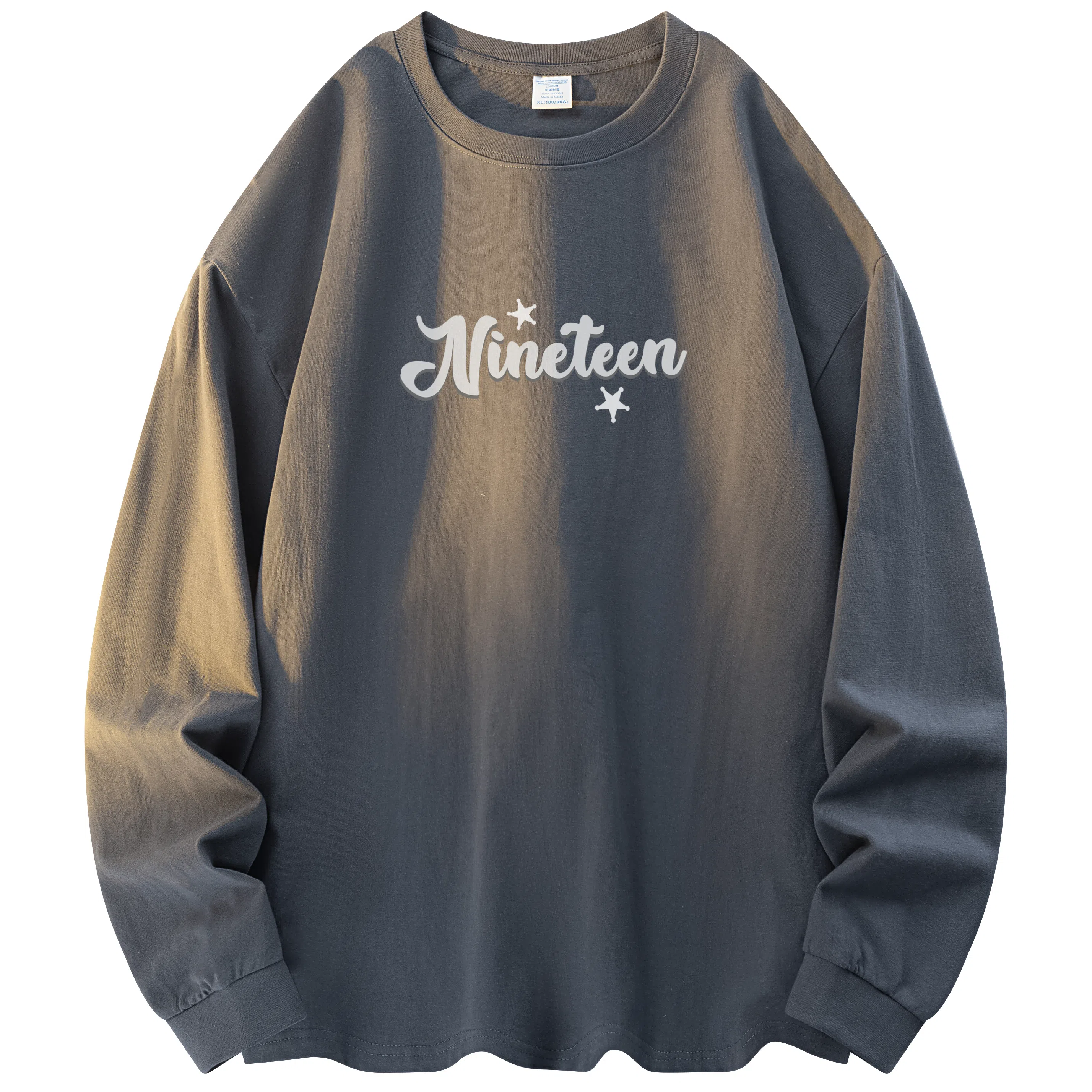 NINETEEN AUTUMN logoT