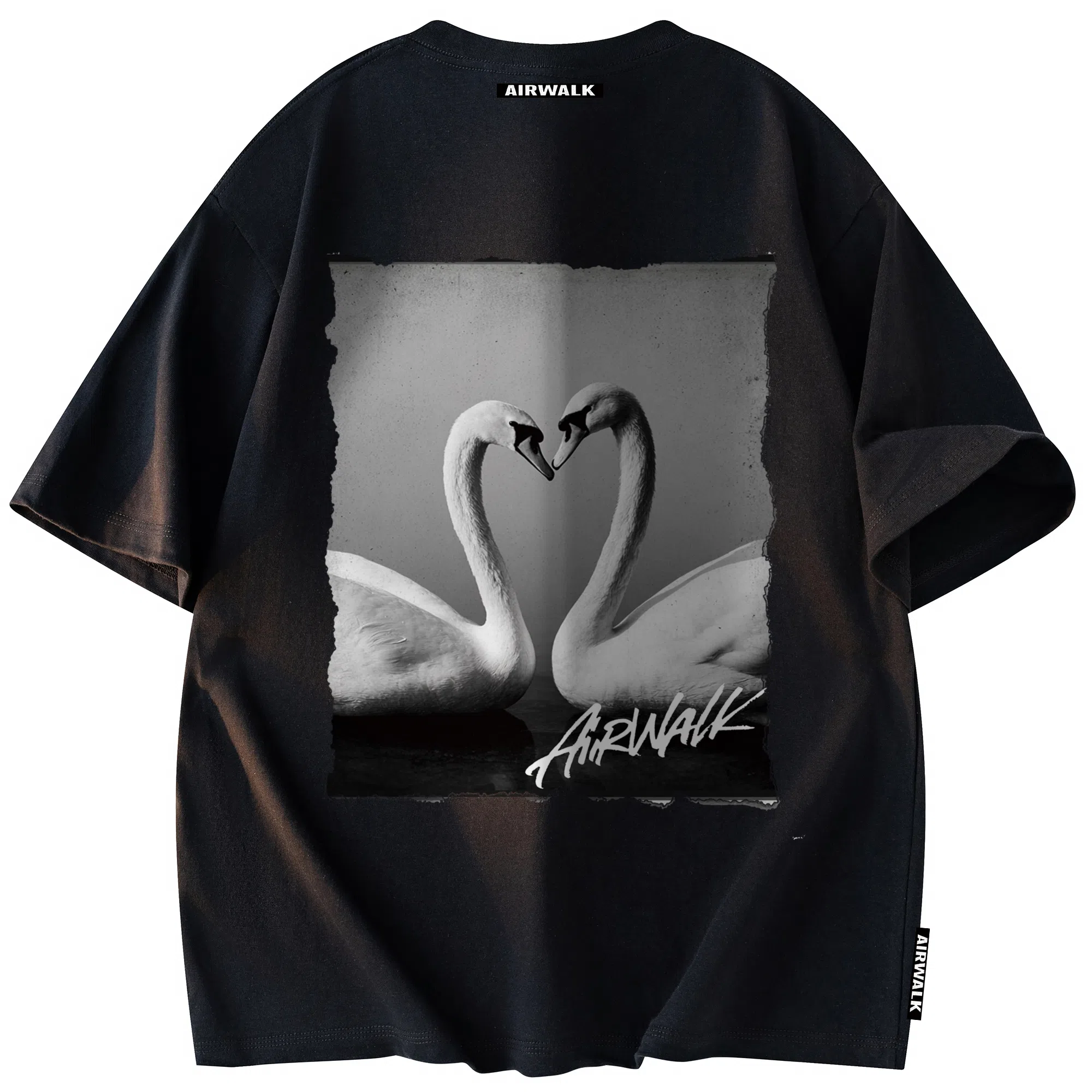 Airwalk T