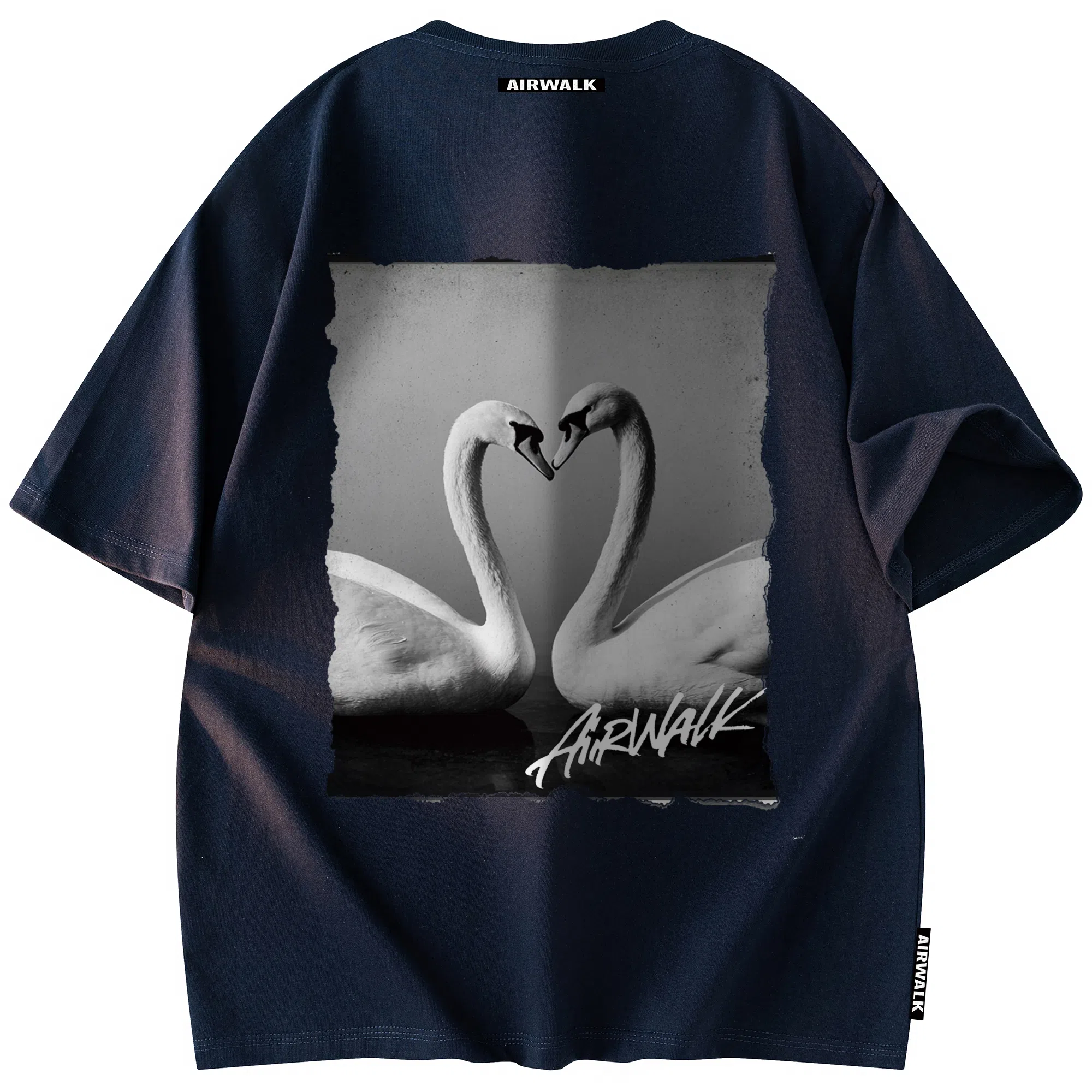 Airwalk T