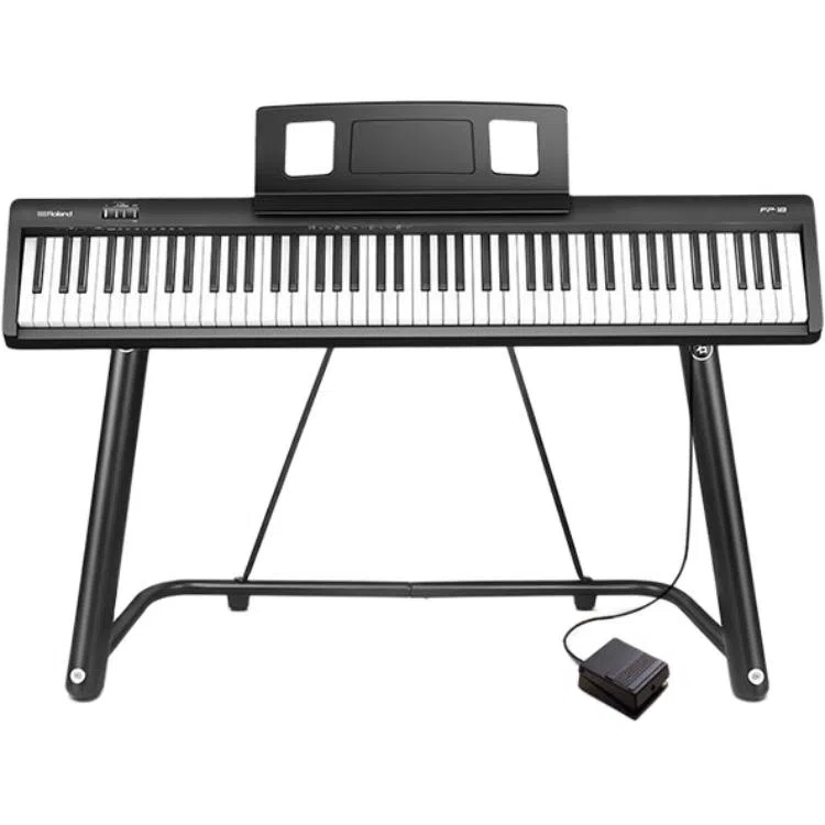 Roland FP-18