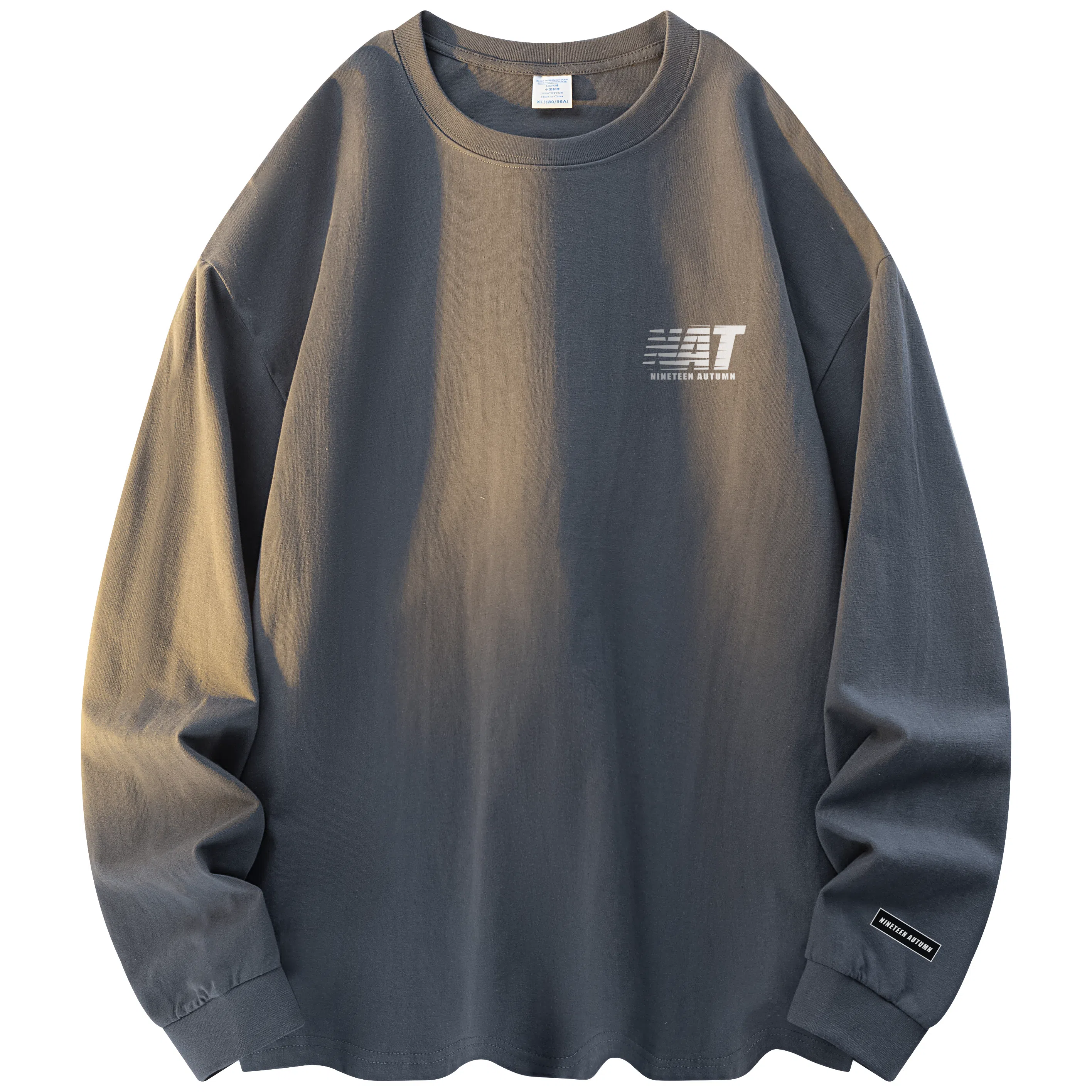 NINETEEN AUTUMN logoT