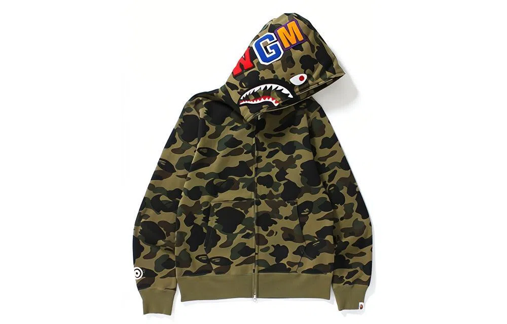 A BATHING APE