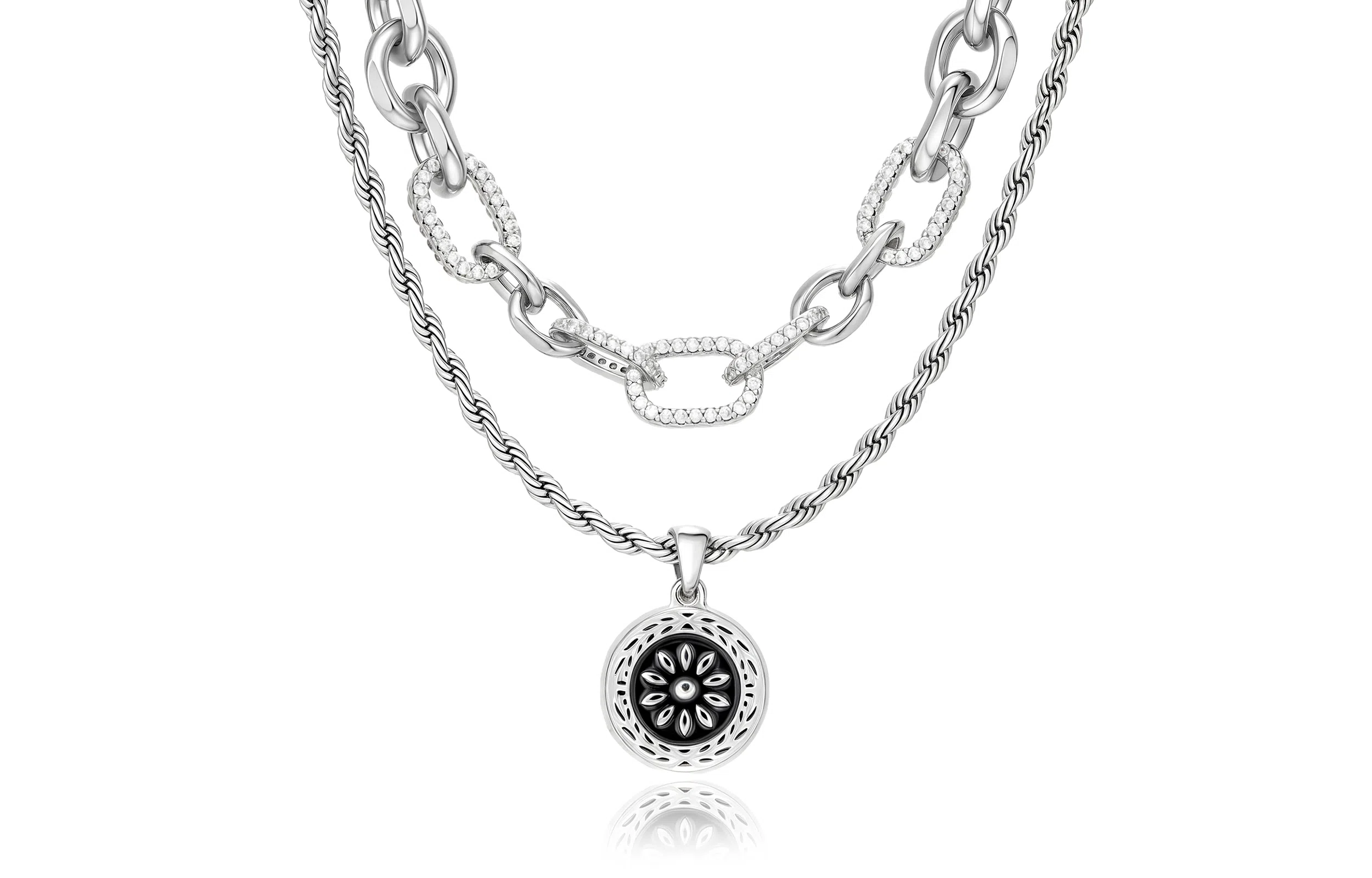 ENFANTIN Totem Pendant Necklace