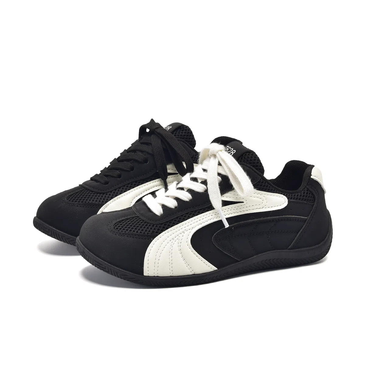 T628 Synthetic Leather Low Casual Sneakers