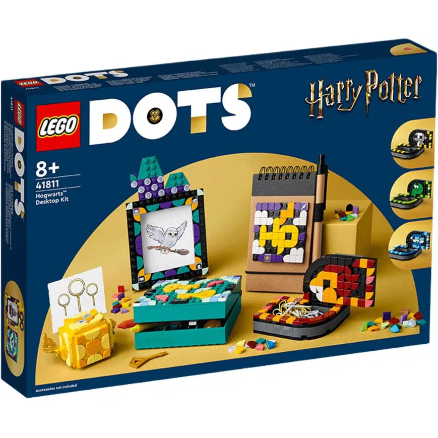 LEGO Hogwarts Desktop Set 41811