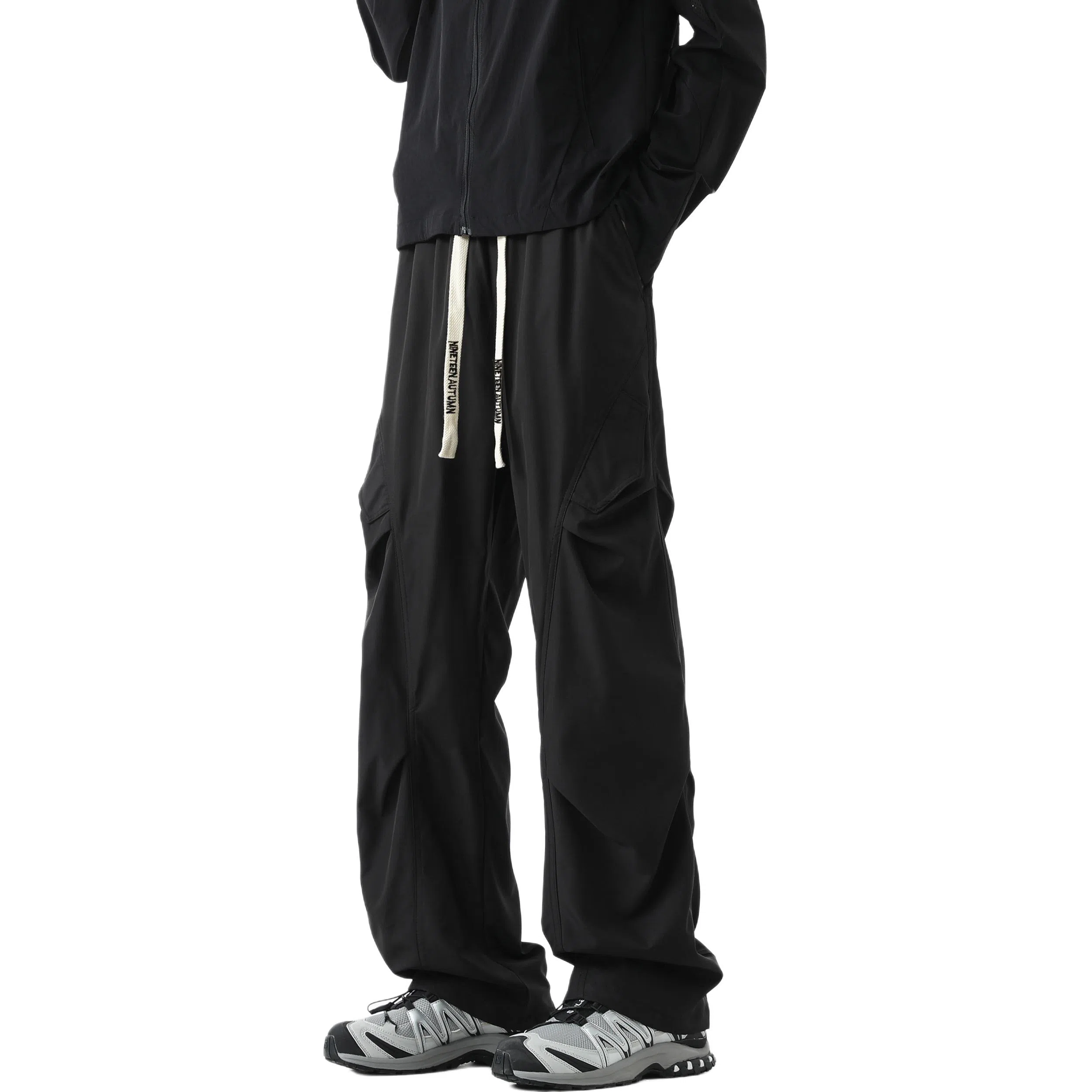 NINETEEN AUTUMN logo